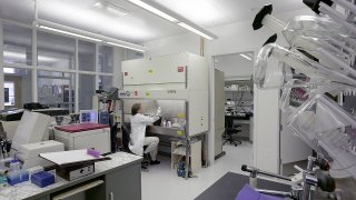 FDA_Bldg_64_-_Lab_(5160771733)