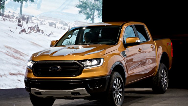 Новите модели на Ford 
Не е никак изненадващо, че на свой терен Ford се постара да покаже повече от всеки друг производител. Компанията показа четири нови модела - включително изцяло обновения Edge ST и високопроходимия пикап Ranger. Ford разкри, че планира да създаде  мощен електрически SUV с автономен пробег от 481 км. Mach1 би трябвало да се появи около 2020 г.