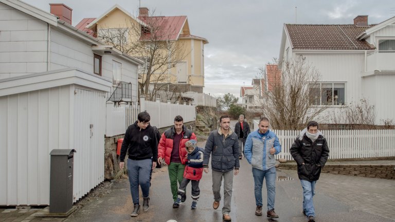 Ръстът в подадените през юли молби показва връх от март 2017 г. насам