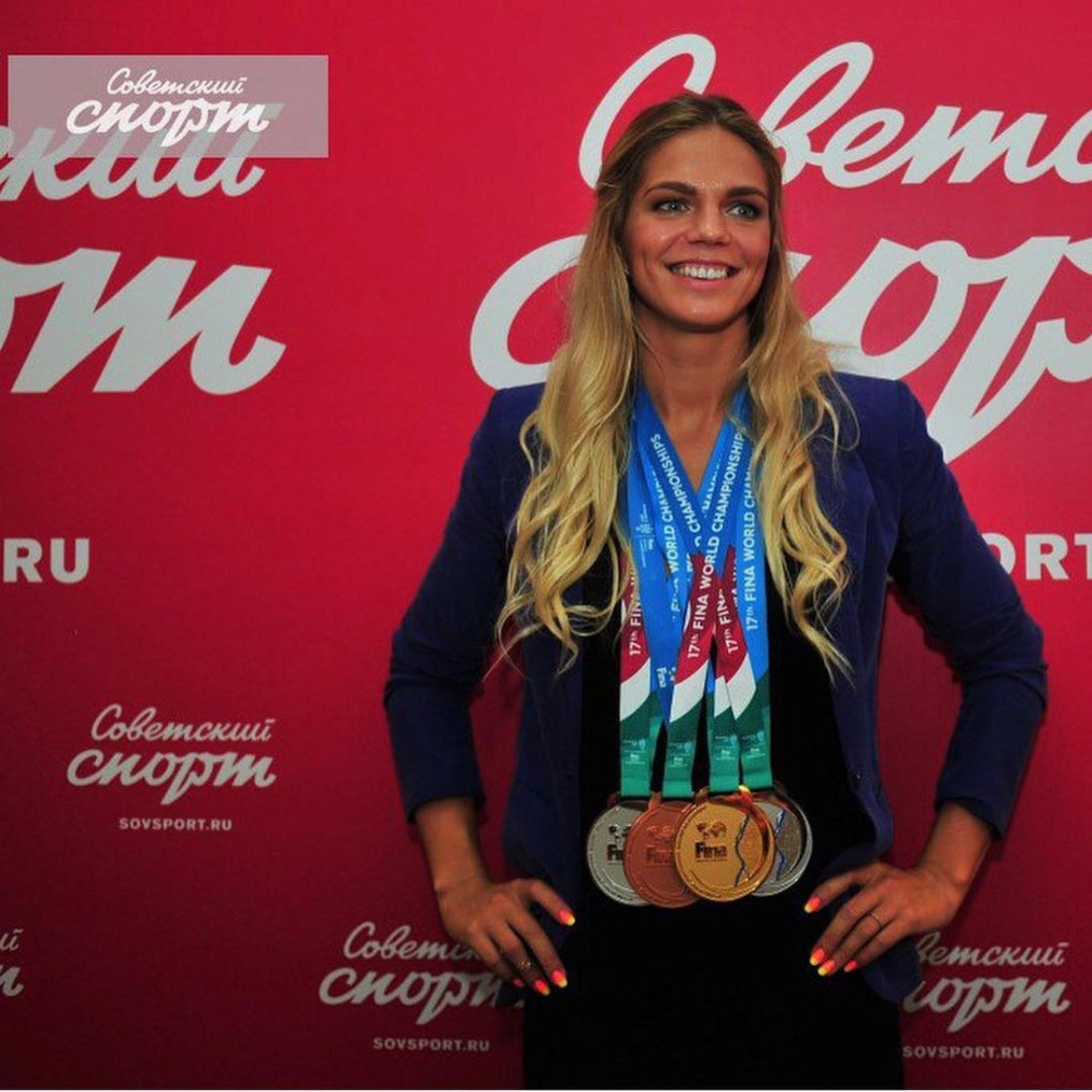 Ефимова си тръгна от Световното в Будапеща с една титла и общо четири медала