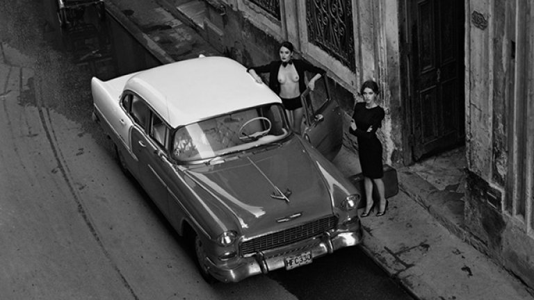 Черно-бяла голота (18+)