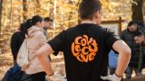 Общо 962 часа отделиха за доброволен труд участниците в програмата "The Collective", която си партнира с 11 неправителствени организации в Европа и Латинска Америка, за да подкрепи инициативи за биоразнообразие, устойчивост и хуманно отношение към животните.