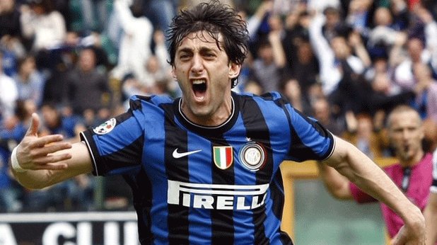 Диего Милито

Още един аржентинец и също част от онзи отбор на Интер, спечелил Шампионската лига преди 7 години. Тогава на финала срещу Байерн Мюнхен Милито вкара головете за победата с 2:0. Нападателят приключи в родния си клуб Расинг на 37 г.