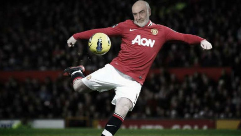 Всички познаваме най-известния шотландец от ролите му в киното, но той можеше да стане и звезда на Манчестър Юнайтед. Вижте в галерията.