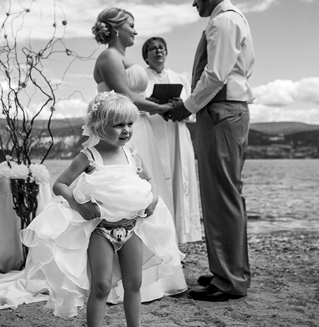 kids-at-weddings-154-59c2265f727fa__700