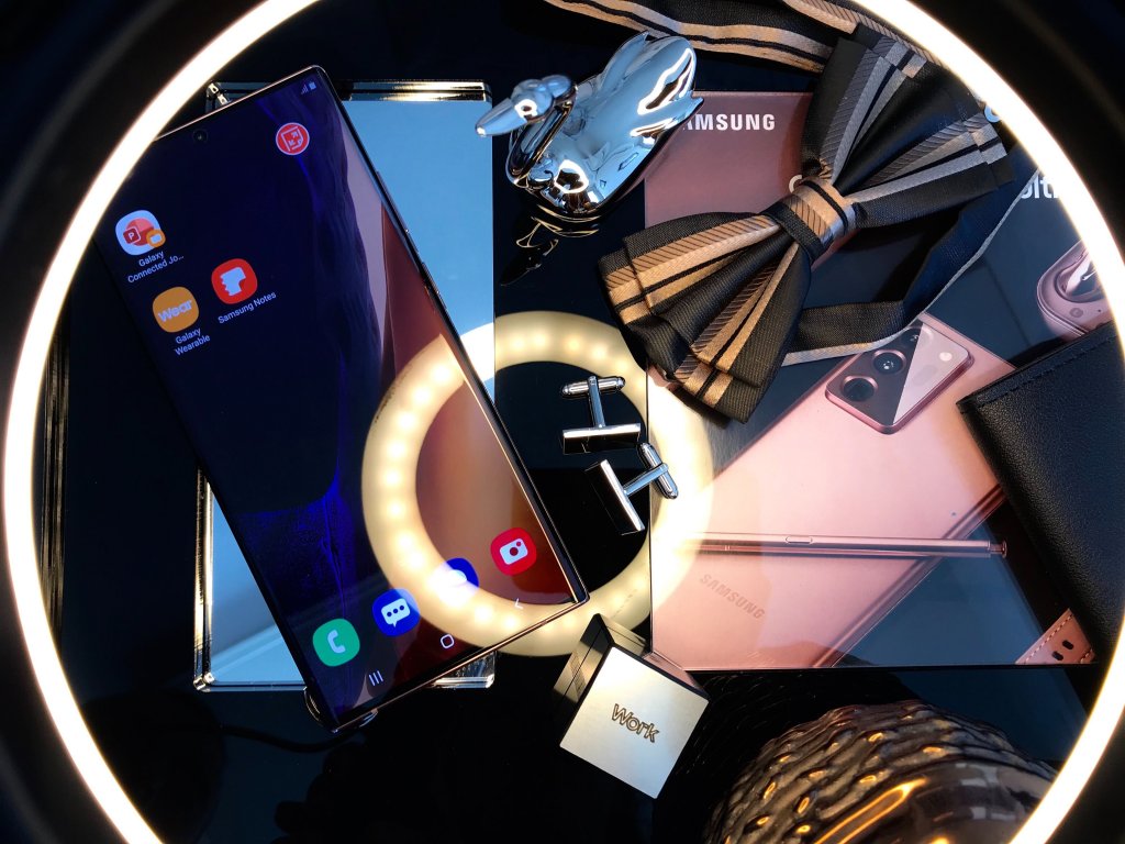 Със Samsung Galaxy Note 20 компанията показва готовност да покори нови сегменти потребители. Ето какво ни направи впечатление в трите нови устройства от екосистемата на Samsung...