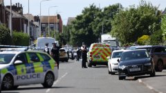 17-годишният нападател е описван като тих и необщителен, а полицията твърди, че атаката не е тероризъм
