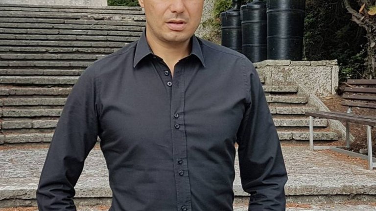 Костадин Костадинов е предложен от Борислав Гуцанов за кандидат, подкрепен от БСП-Варна