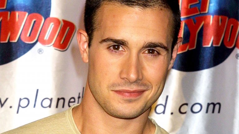 Фреди Принц-младши
Той все още знае какво сте правили през лятото на 1997 г. Фреди стопли уплашените сърца на тийнейджърките, гледали го в "Знам какво направи миналото лято" и продължението му от 1998 г. "Все още знам какво направи миналото лято" (защо не видяхме "Не мога да забравя какво направи миналото лято" и "Винаги ще знам какво направи миналото лято"? Този въпрос не ни дава мира). Затвърди се като любимец с "Тя е върхът".