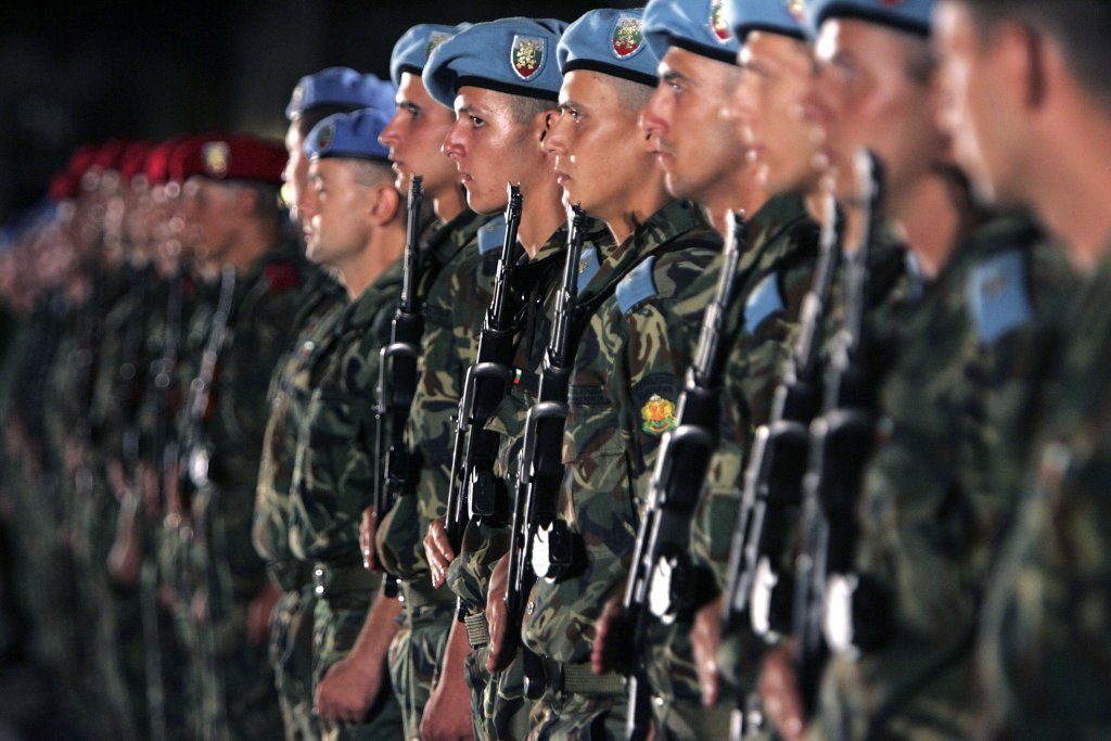 армия, военни, войници