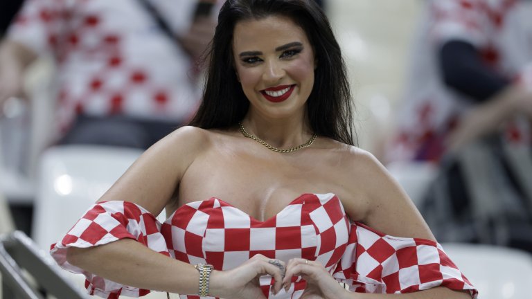 "Когато чух за изискванията за дрескод, си помислих: О, Боже, та аз дори нямам толкова покриващи дрехи!"