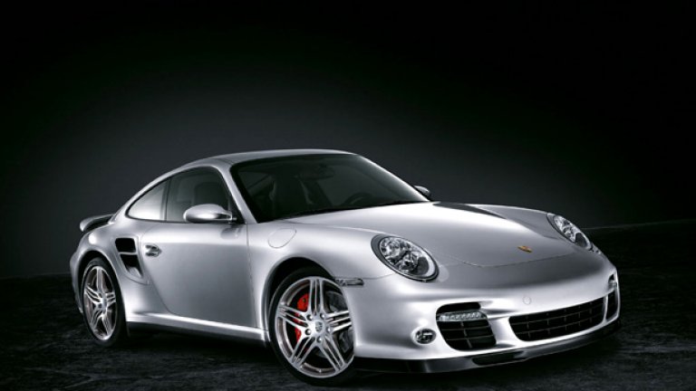 Битката за дъното на класацията беше много оспорвана, но Porsche взе аванс