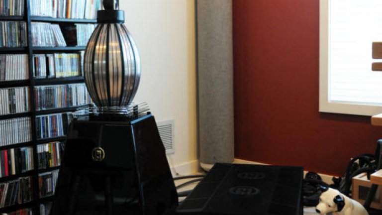 Моделът 101Е е част от световната история на инженерните постижения в тази област, и е носител на всички възможни награди за звук