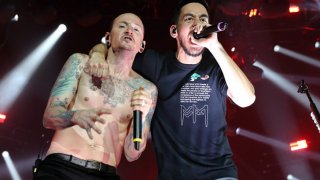 Майк Шинода от Linkin Park с нови песни, отразяващи живота след смъртта на Честър