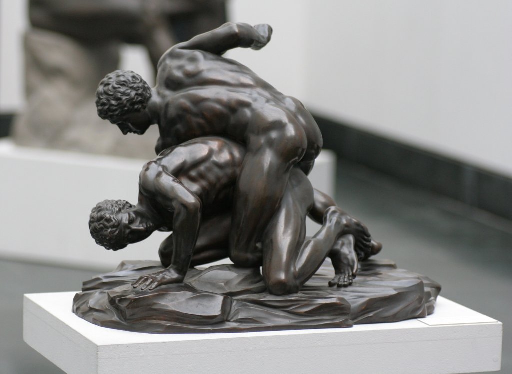 Pankratiasten_in_fight_copy_of_greek_statue_3_century_bC