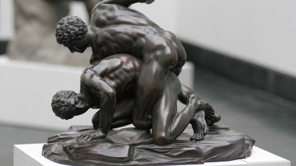 Pankratiasten_in_fight_copy_of_greek_statue_3_century_bC
