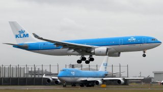 Airbus_A330-203,_KLM_-_Royal_Dutch_Airlines_AN1868990