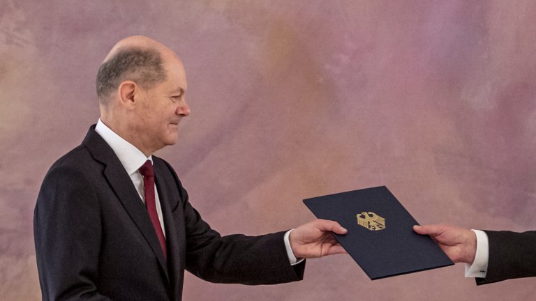 Официално: Краят на Ерата "Меркел" настъпи, време е за Олаф Шолц (Снимки)