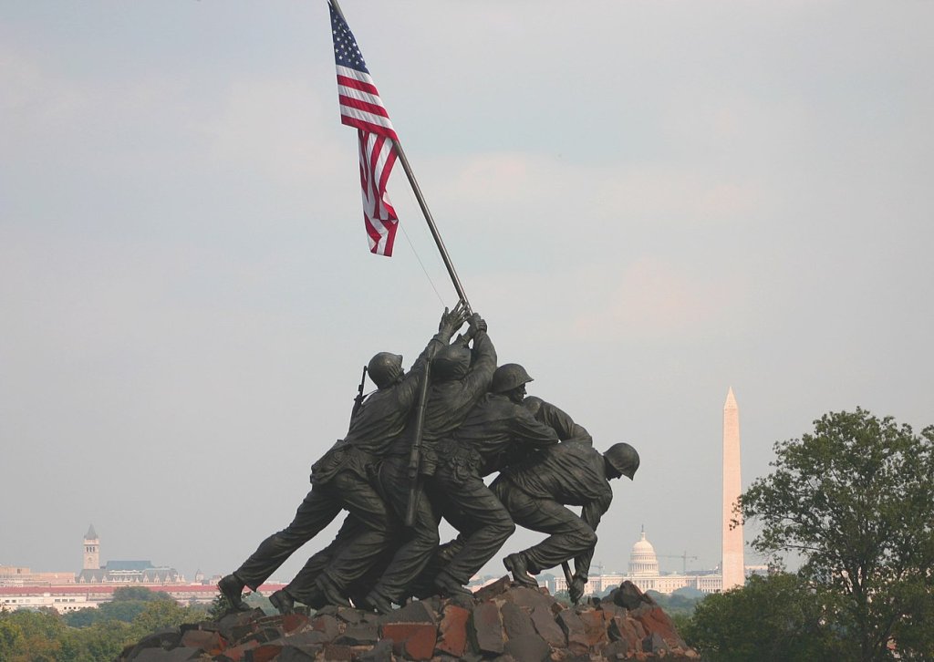1280px-Marine_Corp_Memorial_Iwo_Jima