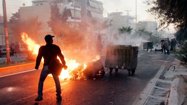 Убийството на Павлос Фисас отприщи вълна от протести в Гърция