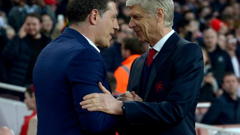 2. Не само бъдещето на Венгер е неясно
Арсенал постигна дубъл срещу Уест Хем този сезон. При победата с 5:1 в началото на декември обаче „артилеристите” бяха втори, само на три точки зад лидера Челси. Въпреки победата сега, Арсенал е пети, на 18 точки зад „сините”. „Топчиите” са без титла вече 13 години, а неизвестните около новия договор на Венгер стават все повече. Постът на мениджъра на Уест Хем – Славен Билич – също се клати след петата поредна загуба и общо седем мача без победа във Висшата лига.