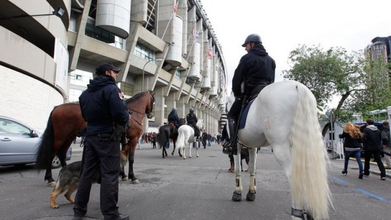 Стадионът на Реал Мадрид и преди е разглеждан като цел на терористи. 
