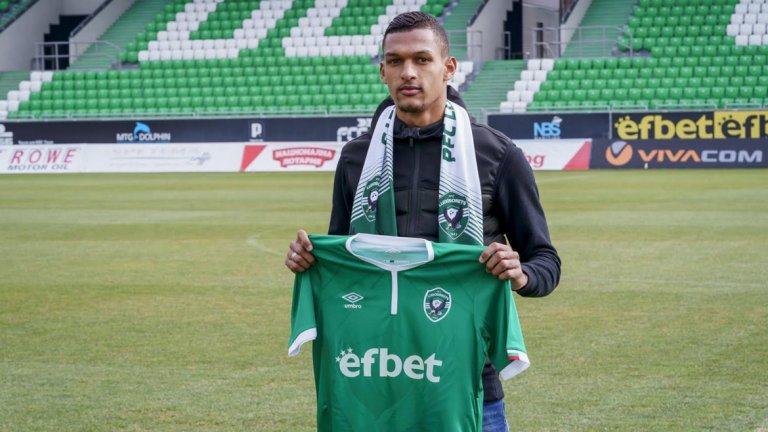 Рибейро е четвъртият нов футболист на Лудогорец, привлечен по време на зимната пауза, след Адриан Попа, Пламен Илиев и Серкан Юсеин.