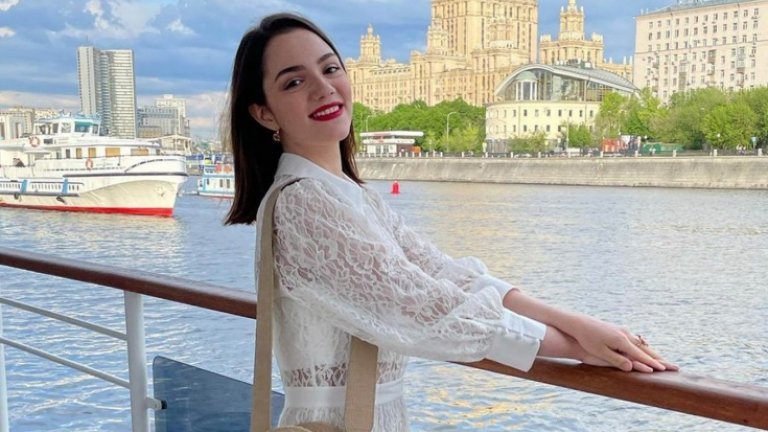 "Живеем заедно и имаме две деца!": Само приятели ли са Медведева и Кристиан Костов