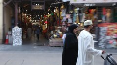 Атаките с дронове удариха тежко имиджа на емирството и сега то трябва да преосмисли как ще привлича посетители