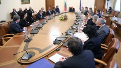 "Мисля, че след 7-и, ще отидем и на 8-и реактор", заяви премиерът Борисов по време на заседание на МС