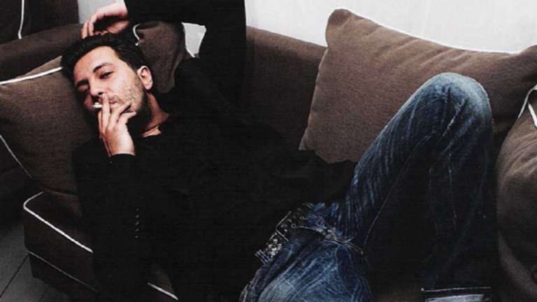 И откъс от новия му роман - "Видеоти"