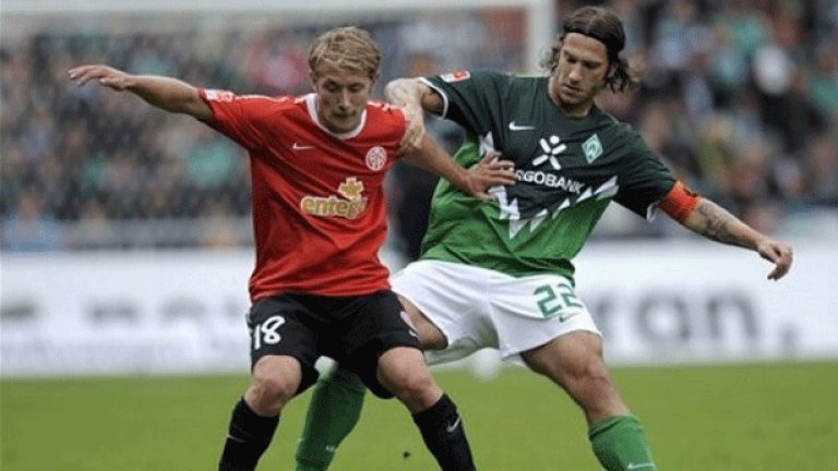 Вердер (Бремен) записа втора победа с четири гола в Бундеслигата