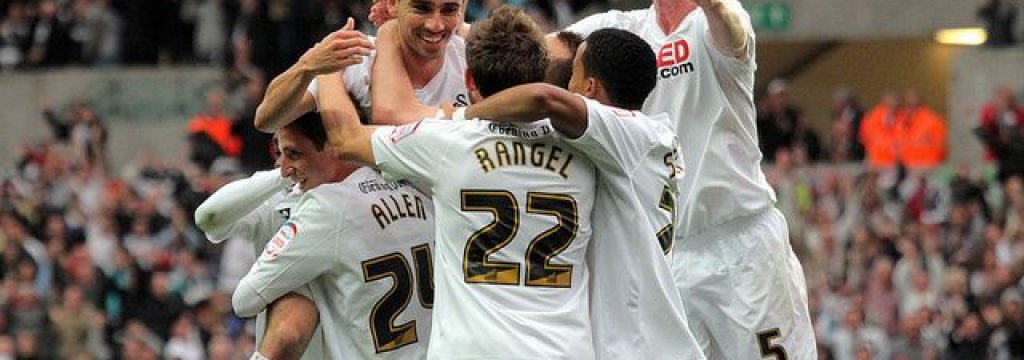 swansea_city_celebrate_28204