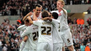 swansea_city_celebrate_28204