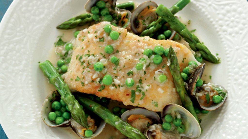 0003_Hake-with-clams-asparagus-peas-and-parsley