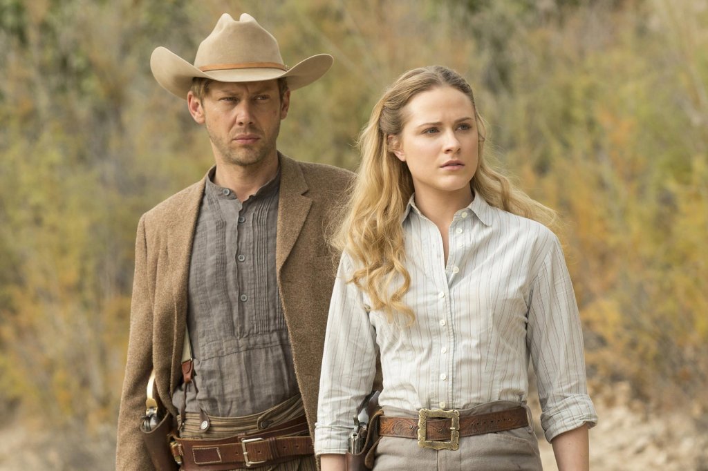 Западен свят (на английски: Westworld) започна на 2 октомври 2016 г. Базиран е на едноименния филм от 1973 г. На 13 ноември 2016 г. бе обявено, че сериалът е подновен за втори сезон, който ще се излъчи през 2018 г.