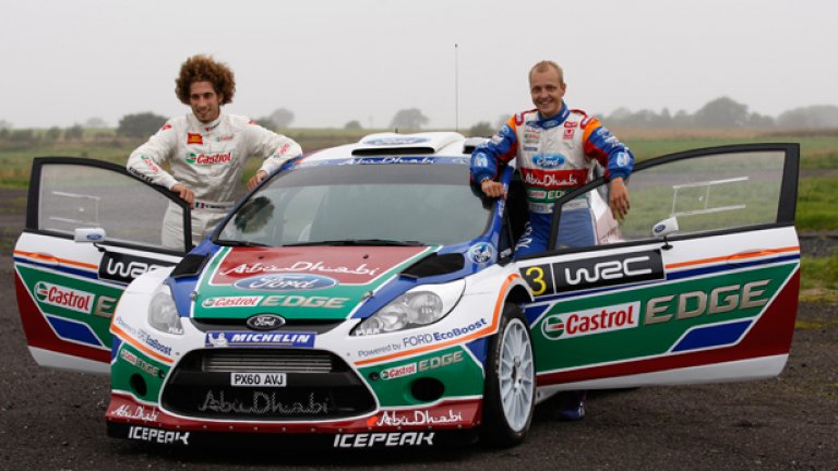 Симончели наскоро участва в тест на Ford Fiesta WRC заедно със заводския пилот на тима Мико Хирвонен