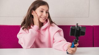 селфи дете интернет