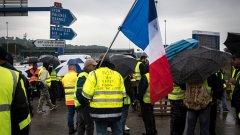 282 души са арестувани след антиправителствените протести във Франция