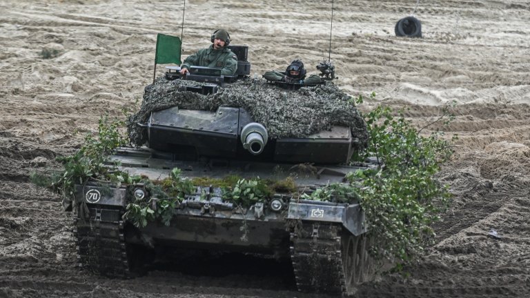 Leopard 2A6