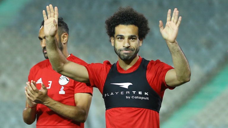 Мохамед Салах (Ливърпул, Египет) 
Египетския крал. Сензацията на сезона. Салах наниза цели 32 гола и спечели „Златната обувка“ на Висшата лига и изведе Ливърпул до финал в Шампионската лига, който напусна контузен и впоследствие загубен с 1:3 от Реал Мадрид. 25-годишният египтянин и сега е сред фаворитите за „Златната топка“, но ако играе на Световното, както го правеше за Ливърпул, призът ще се приближи още по-близо до него.