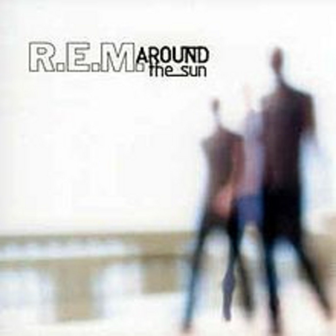  R.E.M. - Around the Sun 

Това е тринадесетият студиен албум на бандата, но се оказва първият, който не успява да влезе в топ 10 в класацията на Billboard. Музикалните критици са разколебани в мненията си, а феновете са на още по-противоположни позиции за албума. 

Китаристът Питър Бък казва "Изглеждахме като една от онези банди, които са прекарали месеци в студиото и най-накрая не сме направили абсолютно нищо". Той казва, че буквално не може да слуша някои от песните в албума.