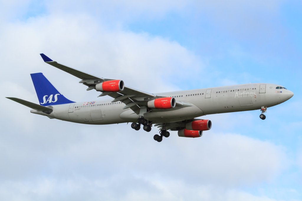 SAS-A340-LN-RKF-cph