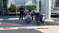 Четирима нападатели са ранили пазача на офис сграда