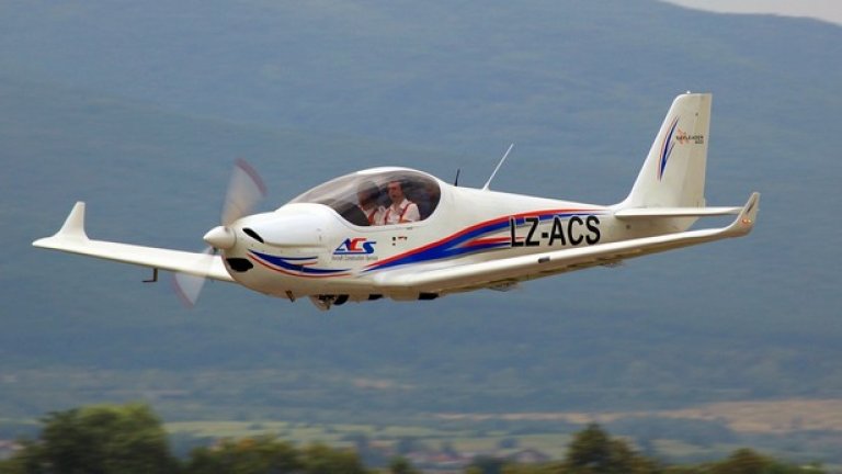 Skyleader 200 e серфитициран в САЩ през 2013-та година