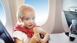 Новозеландските авиолинии пък смятат да мерят теглото на пасажерите си