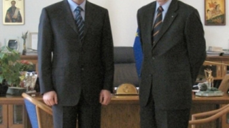 С президента Георги Първанов.