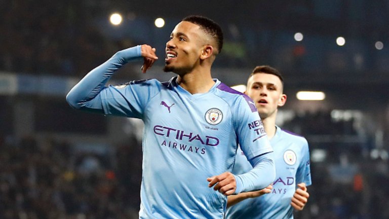 Габриел Жезус отбеляза и двата гола за победата на Манчестър Сити с 2:1 над Евертън