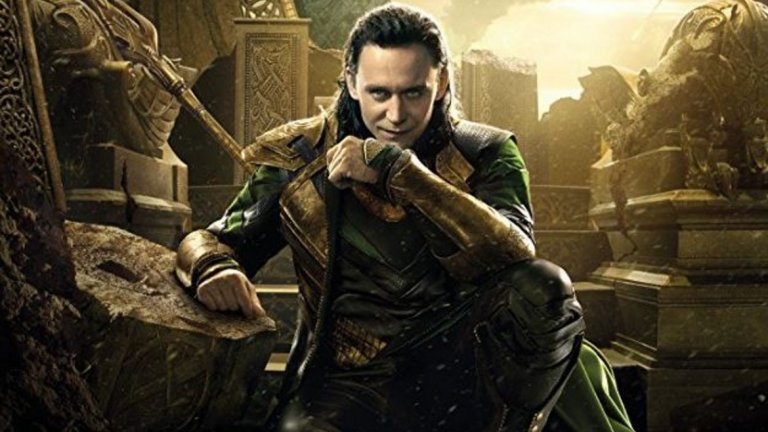 8. Thor: The Dark World (Тор: Светът на мрака, 2013)
Тор се опитва да усмири бунтове из различни светове, когато е застигнат от заплаха от миналото (разбира се) - тъмните елфи и техният лидер Малекит. За да спаси всички светове, Тор ще трябва да прибегне до помощта на старите си познати от Земята и дори тази на собствения си брат Локи.