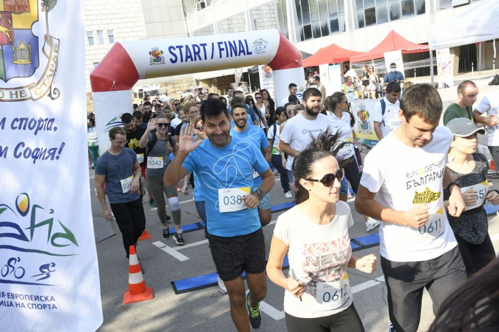 Отборът на Теленор участва в маратона, който се проведе в София